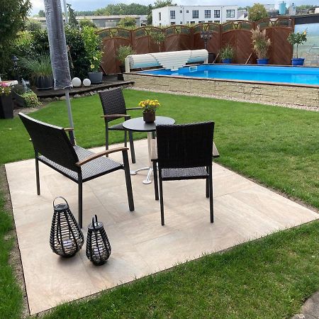 Ferienwohnung Schwarz Sersheim Luaran gambar
