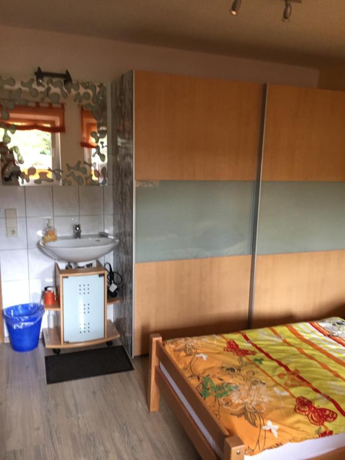 Ferienwohnung Schwarz Sersheim Luaran gambar