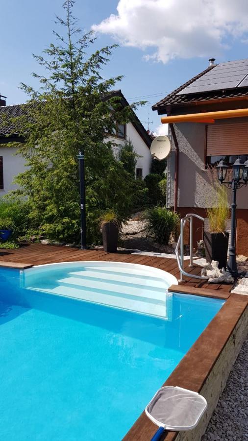 Ferienwohnung Schwarz Sersheim Luaran gambar