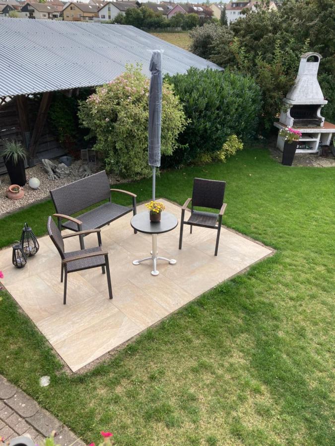 Ferienwohnung Schwarz Sersheim Luaran gambar